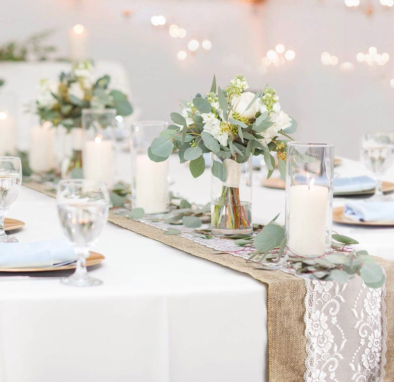 Tischläufer Jute rustikal im Landhausstil aus Jute und Spitze Tischdekoration Weihnachten Hochzeit Geburtstag Taufe Kommunion Boho Deko image 1