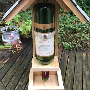 Feeding Station for Birds with Winebottle "French wine"