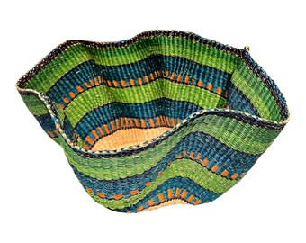Handgemaakte Bolga Wave-mand – Fairtrade opslag en decoratie uit Ghana