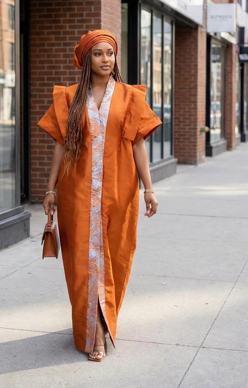 Bubu africano. Boubou caftano. Abito africano. immagine 1