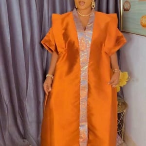 Bubu africano. Boubou caftano. Abito africano. immagine 3