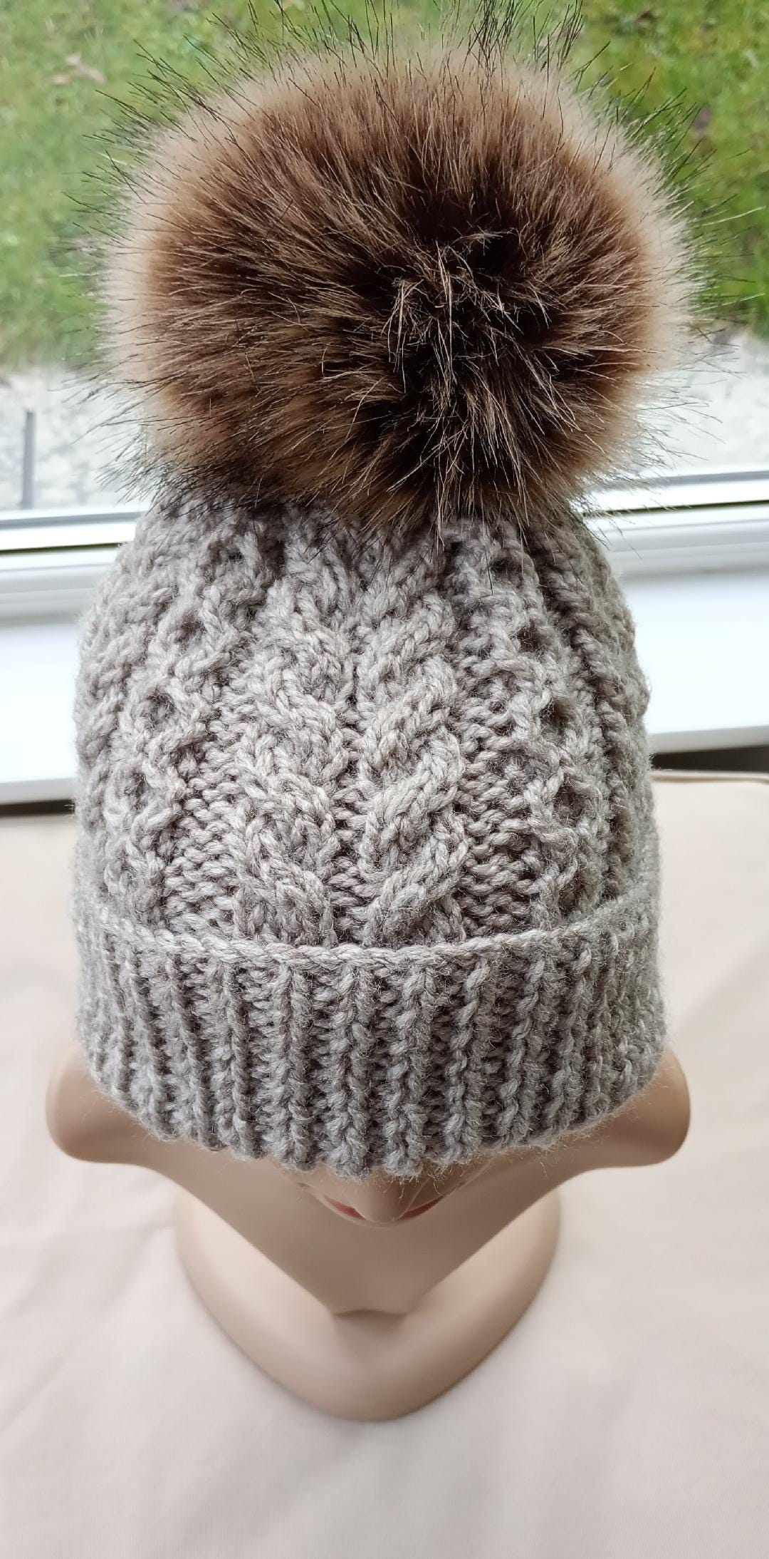 Easy Cable Hat Knitting Pattern Ladies Mens Chunky Yarn Straight ...