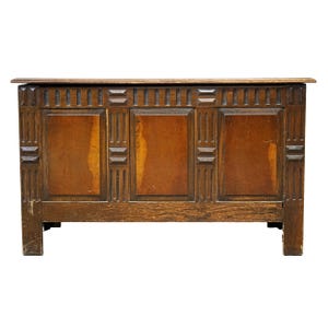 Antique English oak chest, container, from the 1900s