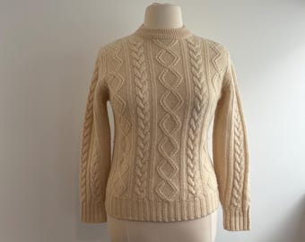 M-L | Vintage cream wool cable-knit pullover