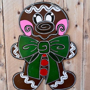 Christmas door hanger, gingerbread boy door hanger, whimsical Christmas gingerbread boy sign, traditional Christmas, wood door hanger