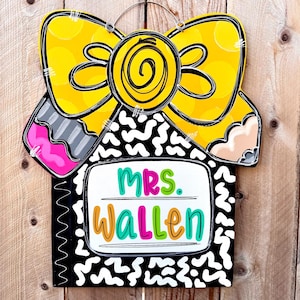 Teacher door hanger, classroom door hanger, back to school, retro door hanger, personalized door hanger, groovy classroom, classroom decor