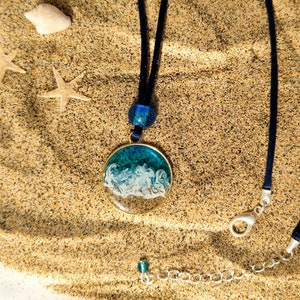 Ocean necklace, beach resin pendant with Canarian sand, ocean jewel for surf lover, sea lover, boho style, minimalist style, nature jewelry