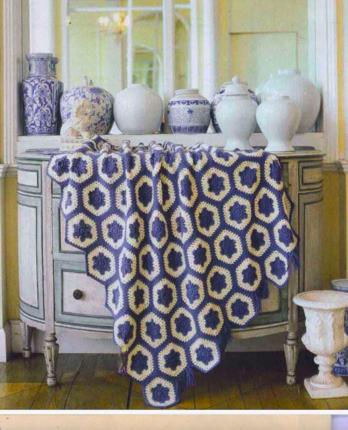 38 Hexagon Blanket Crochet Patterns for Cozy Throws, Baby Blankets, and Retro Home Decor 13 Crochet Hexagon Granny Blanket Pattern Easy Throw