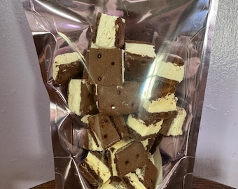 Freeze-Dried Vanilla Ice Cream Sandwich Pieces