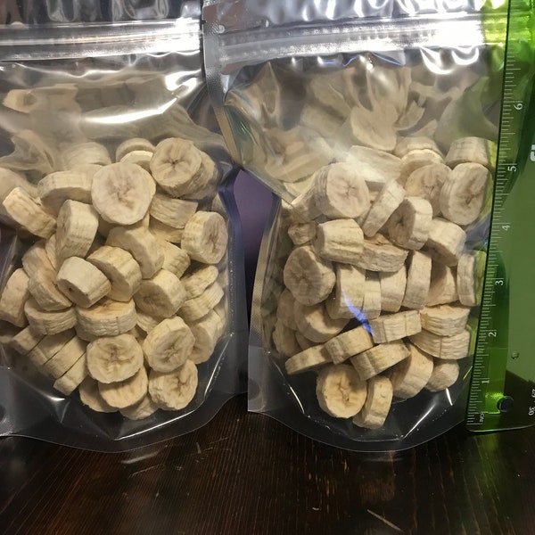 Freeze-Dried Banana Slices (4 ozs) - Plain or Sprinkled with Cinnamon