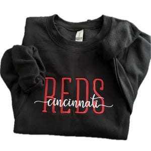 Embroidered Cincinnati Reds Crewneck Sweatshirt
