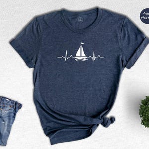 T-shirt Garçon Crazy 8 Taille S 5-6 Ans – Motif Bateau Voilier Pacific Sailing Crew, 100% Coton, Occasion Très Bon état