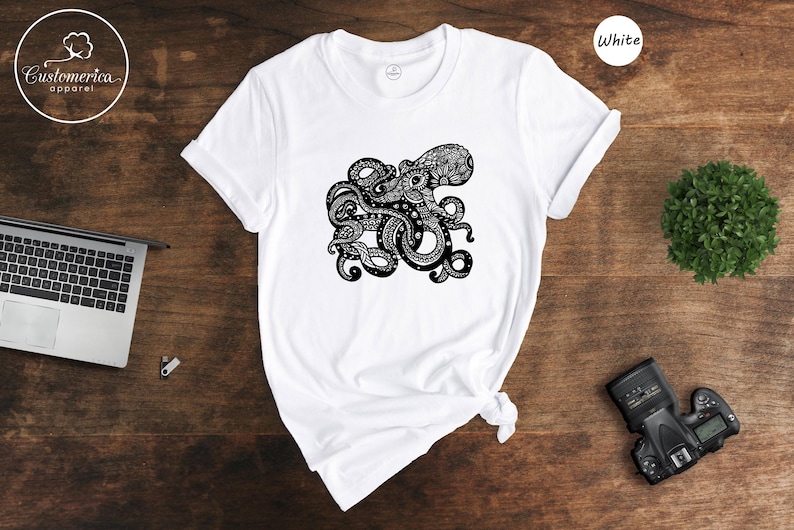 Octopus T-Shirt, Sea Monster Kraken Tee, Ocean Fishing Shirt Bild 6