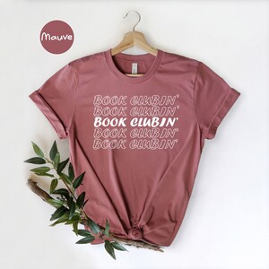 Camiseta de club de lectura, camiseta retro con texto ondulado para club de lectura, regalo para amantes de la lectura, camiseta para bibliófilos. imagen 5