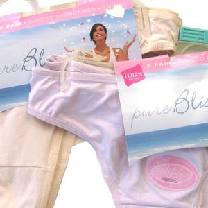 Vintage Hanes Her Way NYA Dam Pure Bliss Mocka Mikrofiber Thong 2 Par Liten Mellan