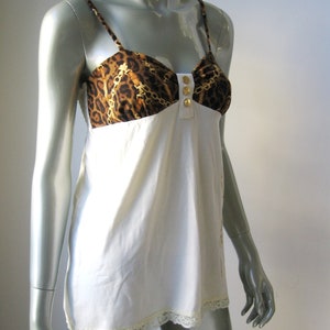 Baby Phat NIEUW Set van ivoorkleurig katoen en kant met dierenprint en kanten randje M afbeelding 2