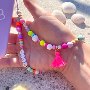 personaliseerbare mobiele telefoonketting WILD parelketting mobiele telefoon accessoire telefoonband roze neon oranje kleurrijke mobiele telefoonketting naamketting mobiele telefoon hanger