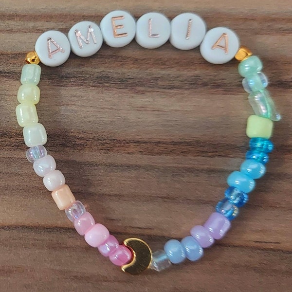 Bracelet de nom personnalisé, taille enfants, bracelet de nom perlé Pastel Rainbow-Kids