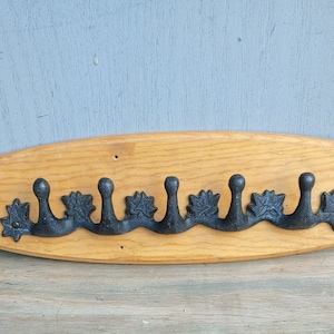Vintage Wood Cast Iron Hat Rack Oval 5 Hooks Leaves Storage Entryway Laundry Room Bathroom Towel Hooks Large Key Rings   860