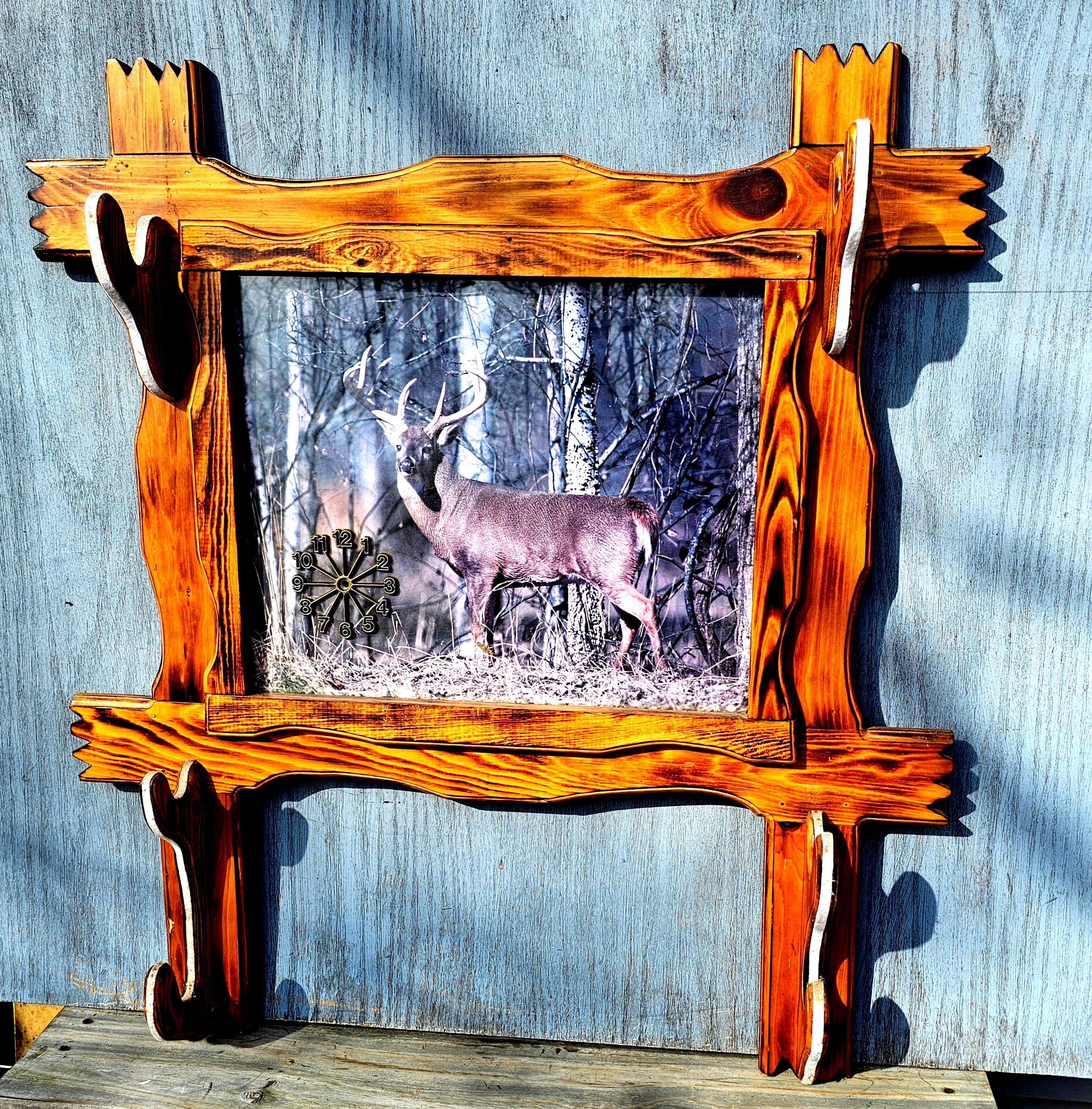 Vintage Gun Rack Wood Burned Deer Picture Clock Holds Three Guns Saw-Toothed Ends Man Cave Rustic Primitive  ~ 1551