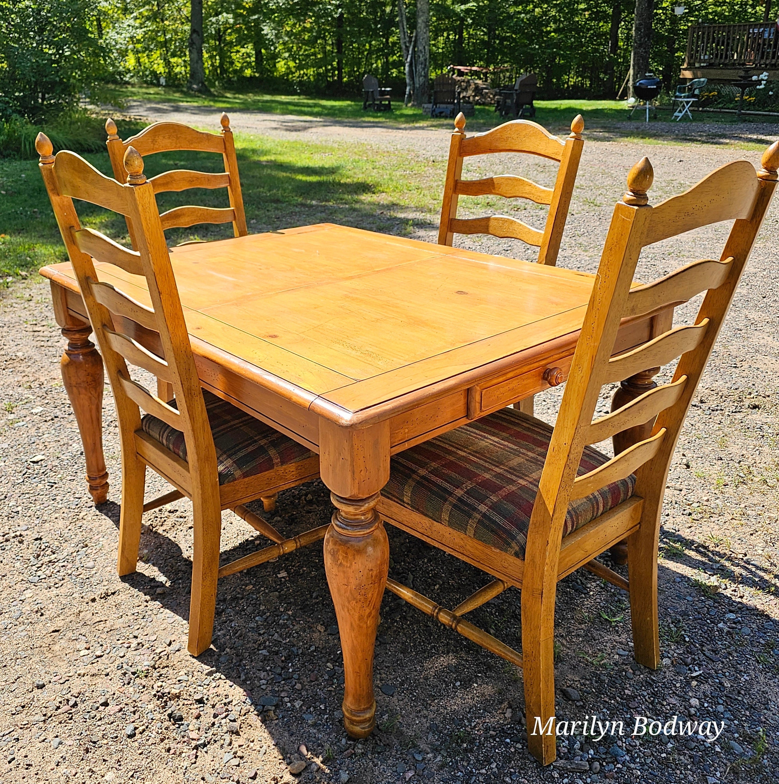 Broyhill fontana dining room set sale