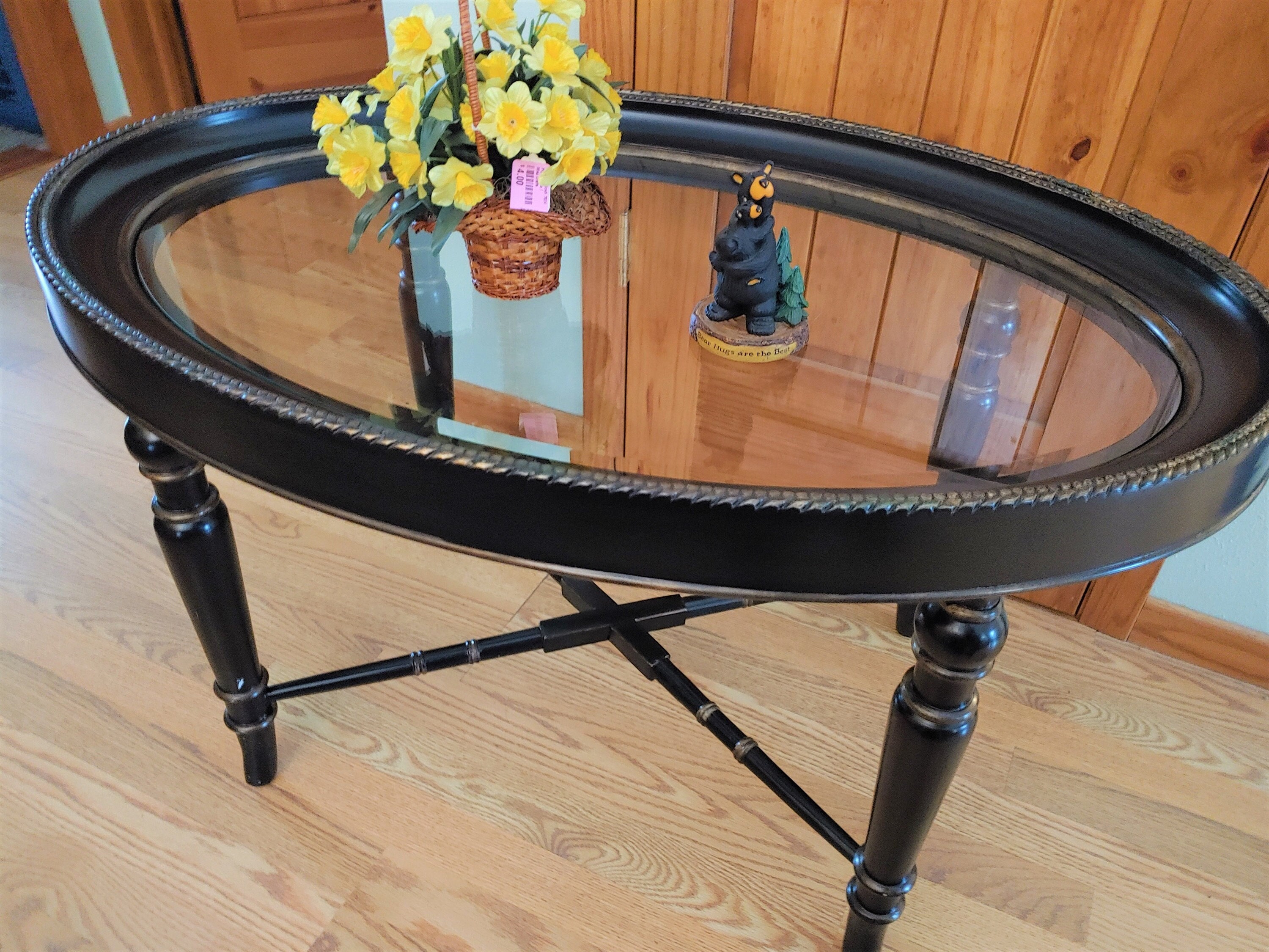 Hekman oval coffee table deals