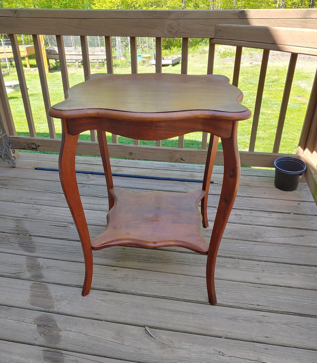 Antique French Country Queen Anne Parlor Side Table Hall Entry End