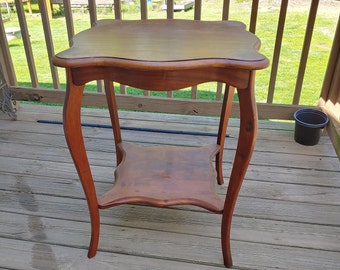 Antique French Country Queen Anne Parlor Side Table Hall Entry End Table Vintage 1900's Farmhouse  NOT 1.00 SHIPPING 676
