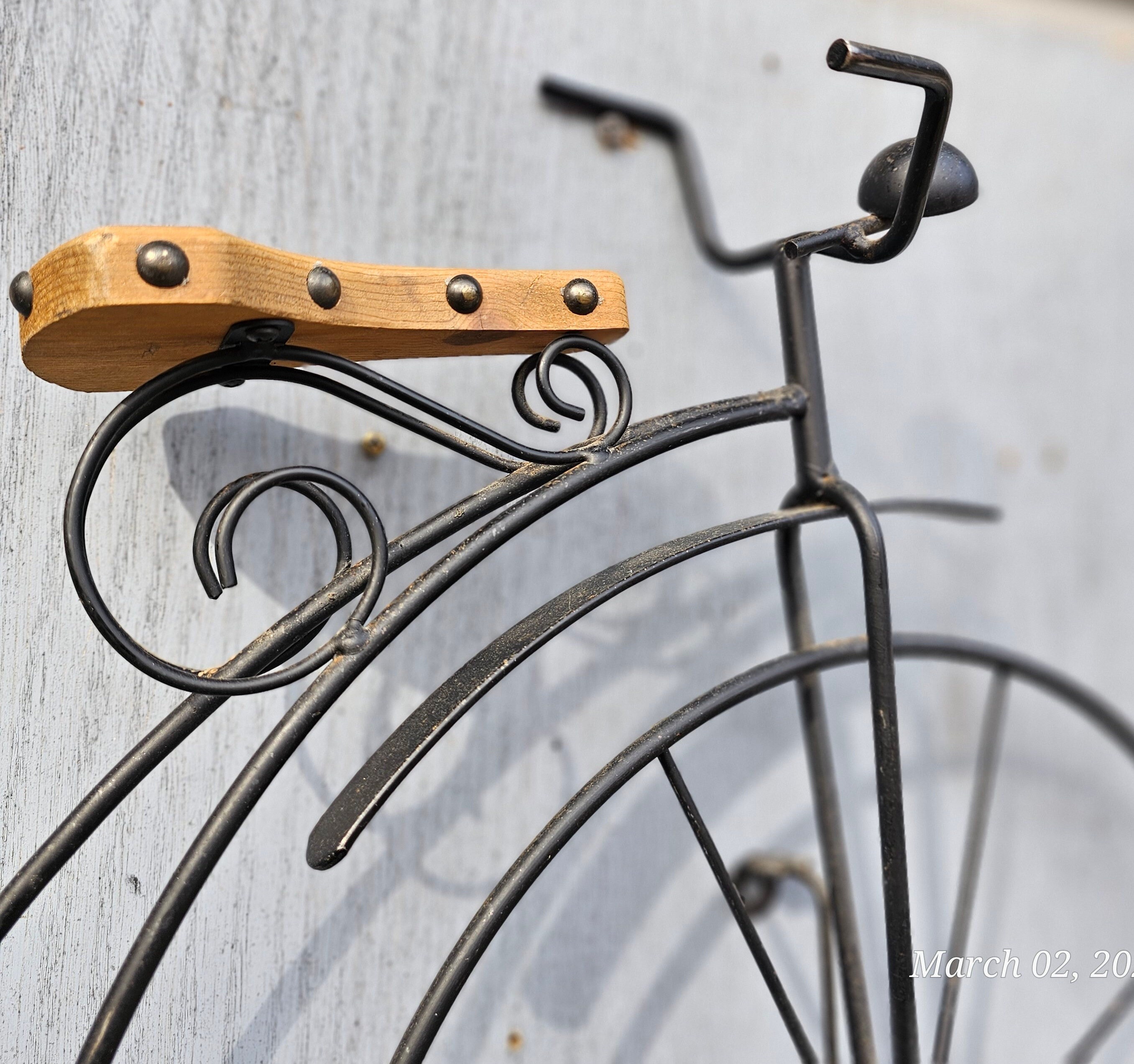Victorian Vintage Wall Hanging Metal Bicycle Home Decor