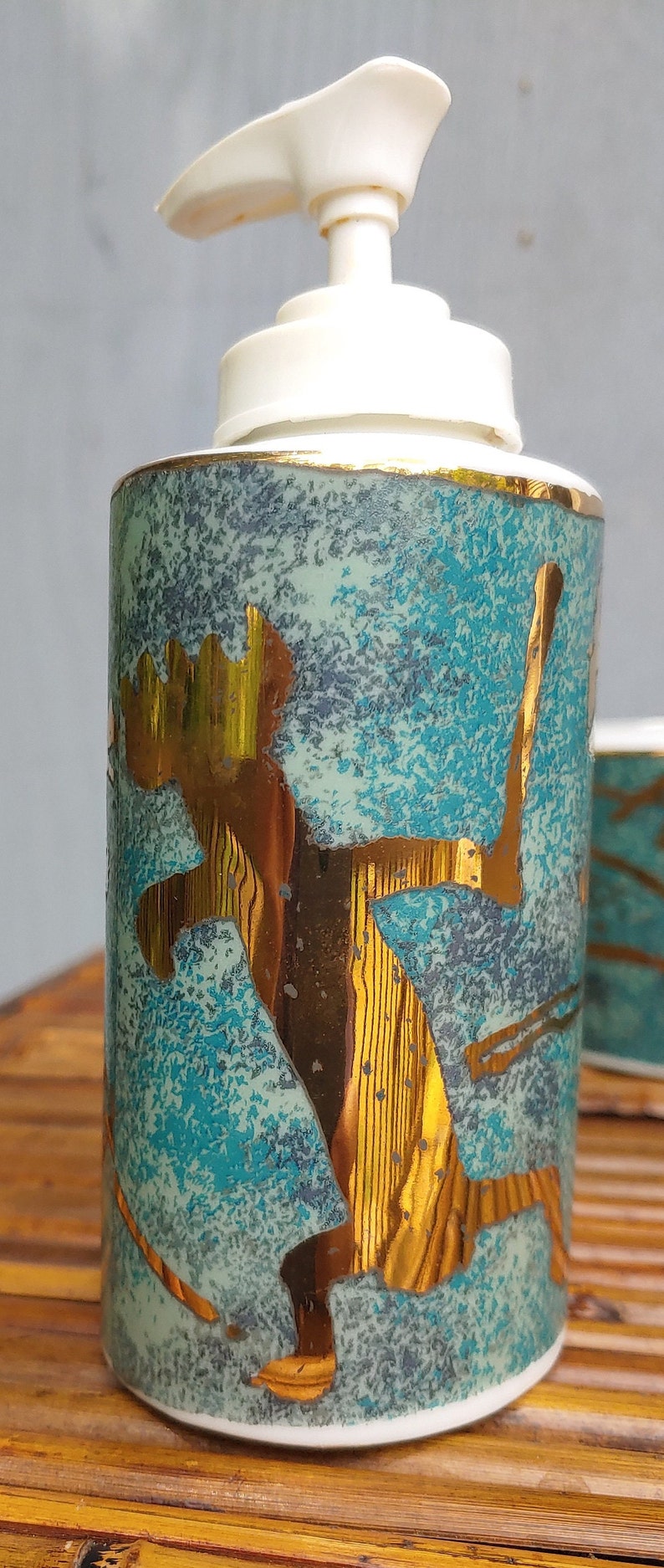 Matching Wildlife Cabin Style Bathroom Accessory Set Vintage Etsy