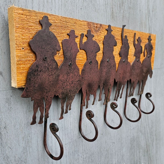 5 Hooks Metal Wall Mount Rooster Hat and Key Ring Holder 5 Hooks Metal Wall Mount Rooster Hat and Key Ring Holder