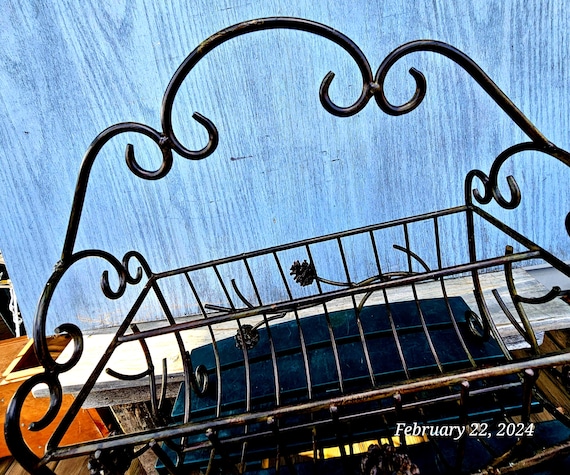 Wrought Iron Vintage Magazine Rack Scroll Work Pine Cones Branches