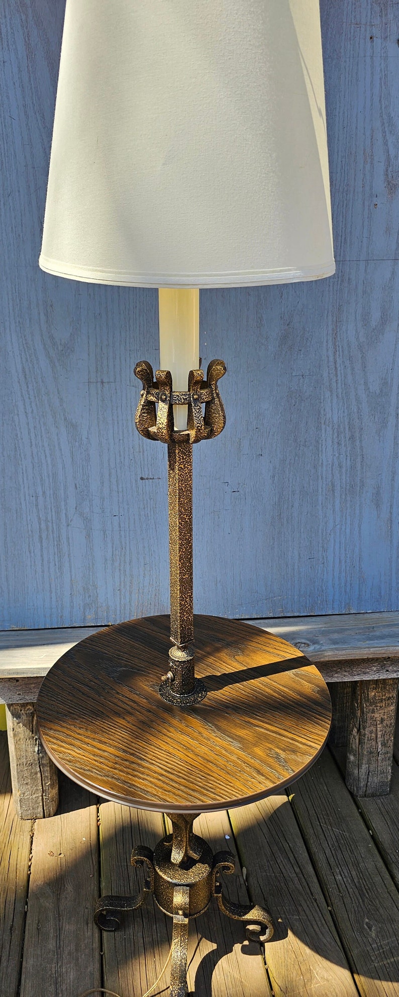 Ornate Floor Lamp Round Table Hammered Brass Design Ornate Base