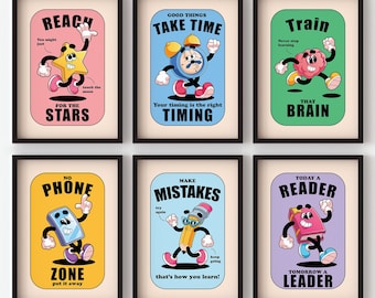 Può includere: Sei stampe artistiche incorniciate con messaggi motivazionali e personaggi dei cartoni animati. Le stampe presentano frasi come "Raggiungi le stelle" e "Allena quel cervello". Ogni stampa ha una combinazione di colori unica e una cornice nera.