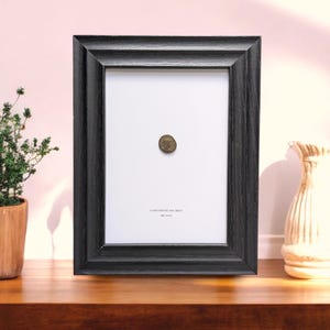 Munt Constantijn de Grote ingelijst 7 x 5 - Echte keizerlijke bronzen munt - Man Cave - Romeinse rijk - muurdecoratie - kunstvoorwerp - Constantijn