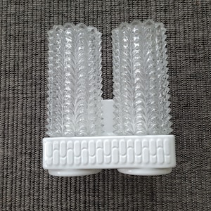 Vintage sconce, model 6162 by Wilhem Wagenfeld for Lindner Germany. Made of ceramic and glass.