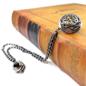 Handmade Lapel Pin: Yellow & Silver Shirt Collar Chain Brooch