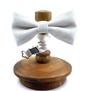 Handgefertigte weiße Glitzer-Fliege: Hochzeit Groomsmen Accessoire