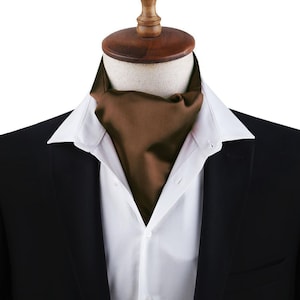 Bruine effen Ascot Cravat, satijnen Ascot voor mannen, bruine effen herenmotief Ascot, bruine Ascot voor mannen, heren Ascot, zeldzame vondst herencadeau, Ascot stropdas