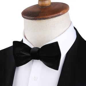 Timeless Black Velvet Bow Tie - High-Quality Handmade Design for Weddings, Formal Occasions, and Elegant Evening Wear