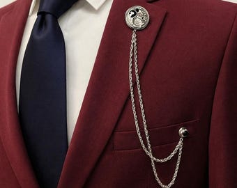 Broche de lapela prateado com corrente – Broche mecânico para jaqueta masculina