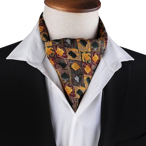 Vintage Geometric Ascot Cravat: Retro Neck Scarf, Elegant Formal Wear