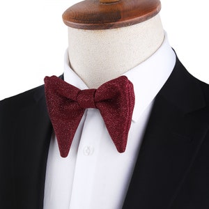 Burgundy Glitter Bow Tie, Unique Wedding Bow Tie for Men, Groomsmen Bowtie with Shimmer, Shiny Bow Tie Claret Red, Mens Unique Bow Ties