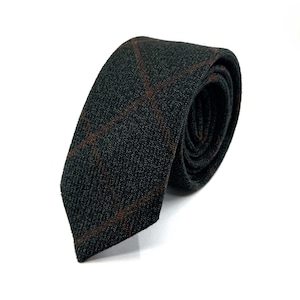 Green Wool Classic Tie - Men&#39;s Elegant Accessory