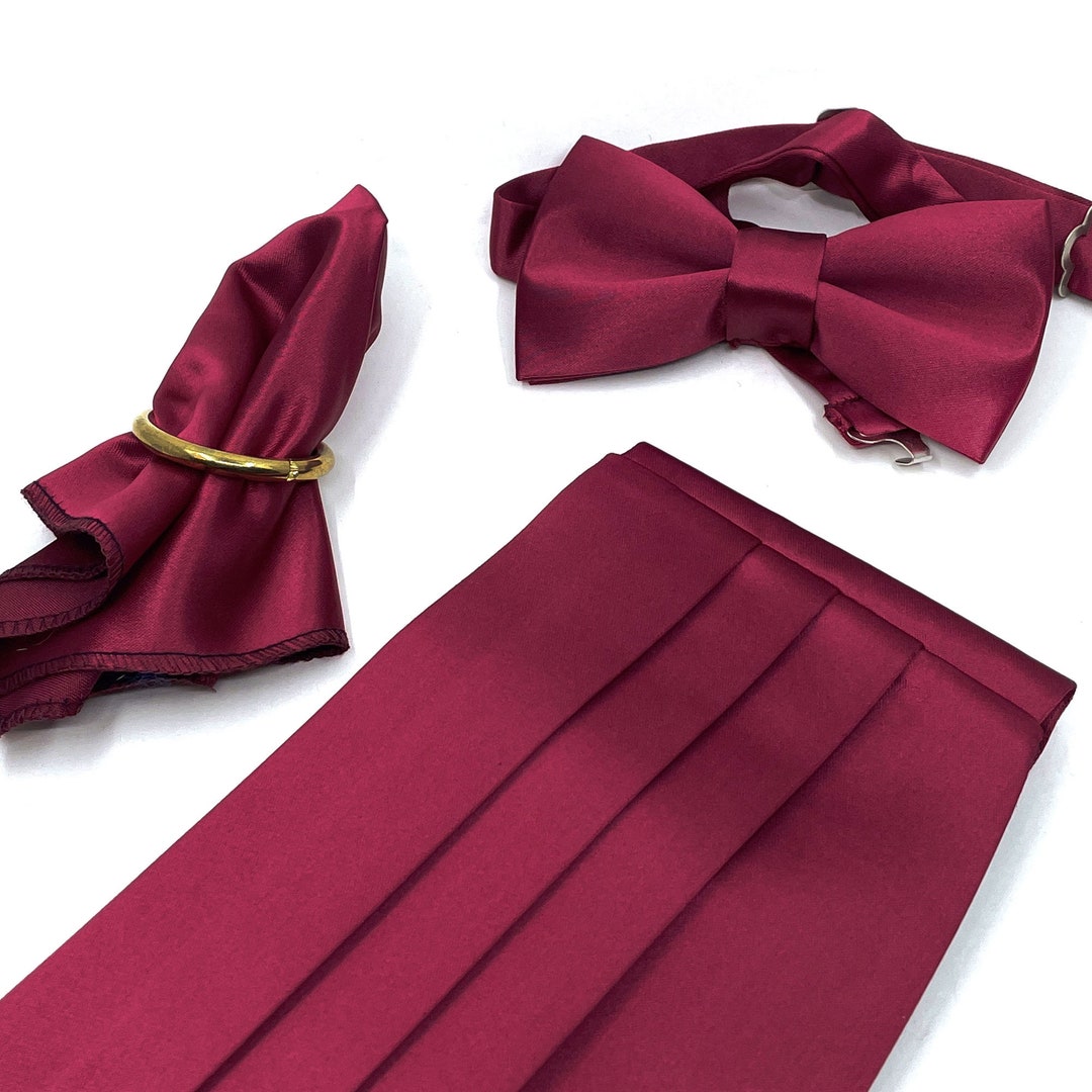 should bow tie match cummerbund