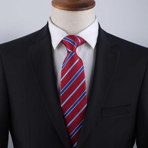 Red and Blue Striped Silk Tie: Classic Bold Necktie