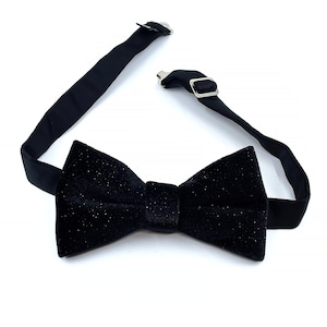 Glitter Black Velvet Bow Tie, Shimmer Wedding Bow Tie, Solid Black Bow Tie, Groomsmen Bowtie, Wedding Bowtie Black, Unique Bow Tie for Mens