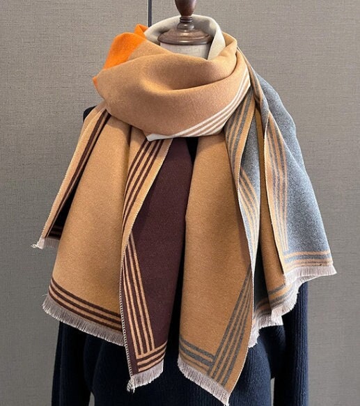 Women's Louis Vuitton Scarves and mufflers from $189