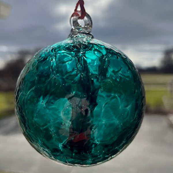 Attrape-soleil en verre, boules de sorcière, ornement de fenêtre en verre soufflé à la main, boule de sorcière bleu sarcelle foncé de 3 1/2 po.