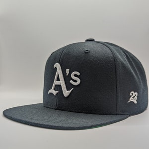 Athletics Premium Snapback Hat Black Green